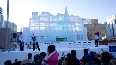 2011-02-11 Sapporo Snow Festival 08.jpg