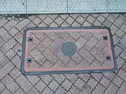 2018-02-06-Man-Holes-012.jpg